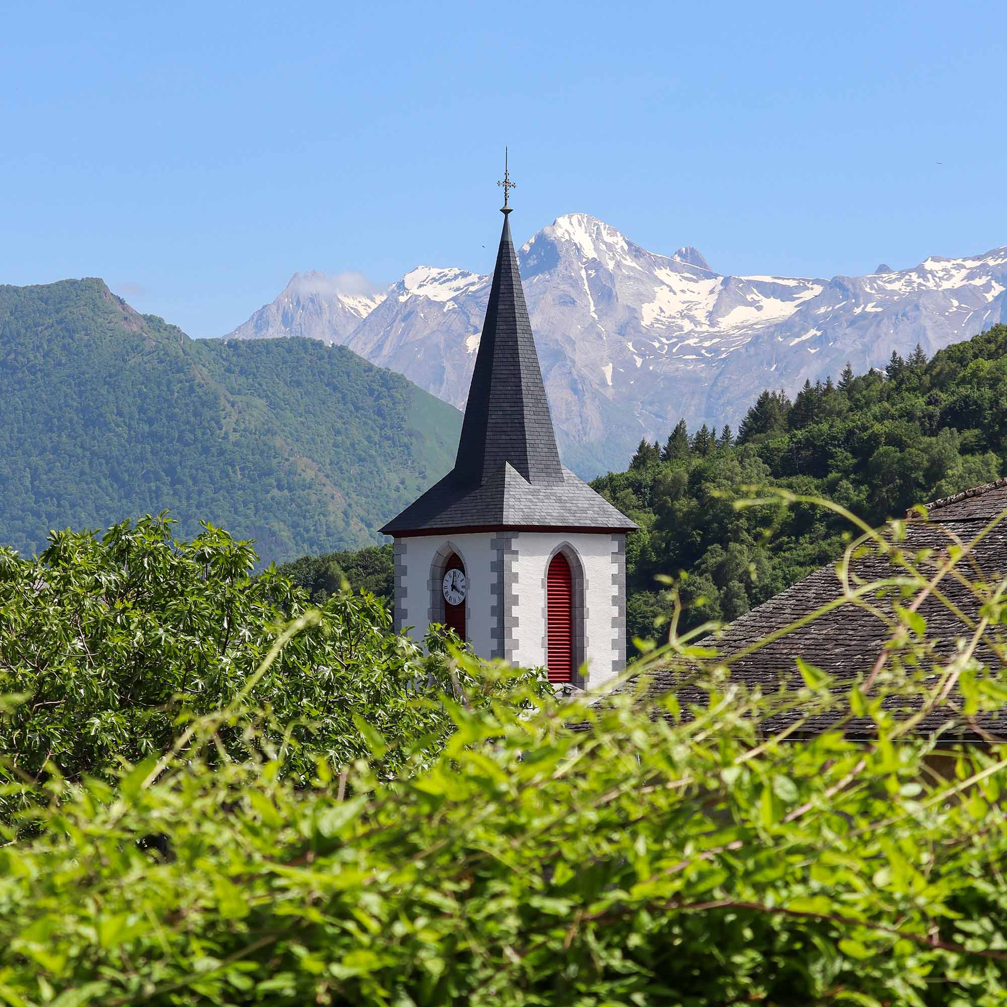 Clocher de Bilhères-en-Ossau  - &copy; OTVO