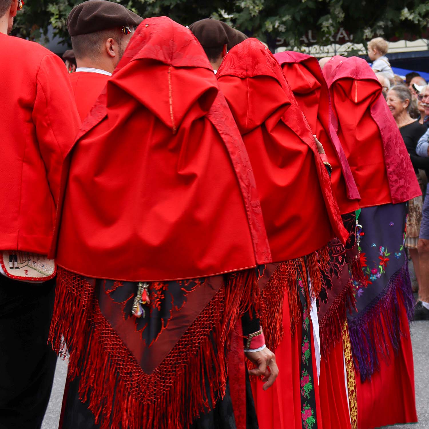 Costumes des fêtes traditionnelles de Laruns  - &copy; OTVO