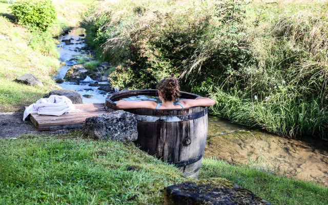 1440bain-de-source-froid