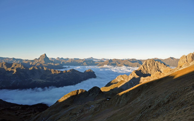 1440ossau(2884m) arcizette(2513m) amoulat(2594m)©d.fasoli