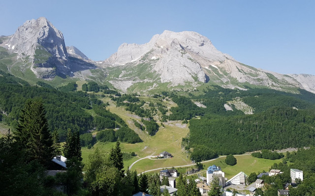 1440vue-gourette-depuis-balcon-de gourette©otebg