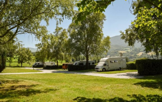 64-pyrenees-atlantique-buzy-aire-campingcarpark-tourisme4