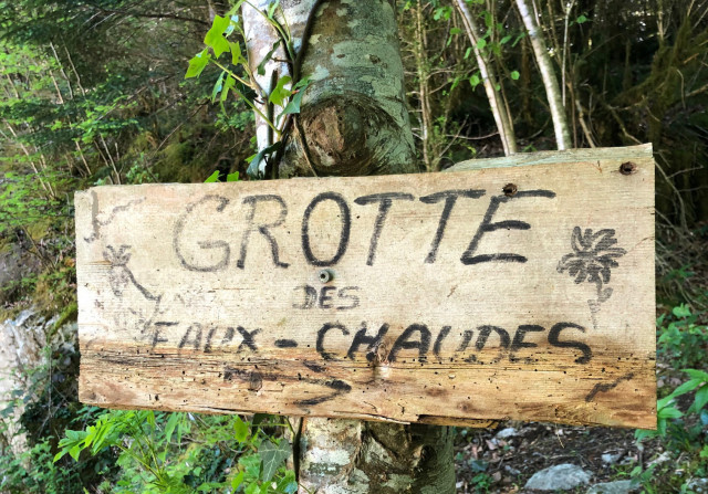 Grotte-Eaux-Chaudes1©OTLaruns-DP