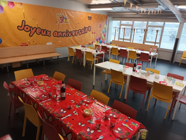 Vue intérieure du parc Olo'Kids Oloron