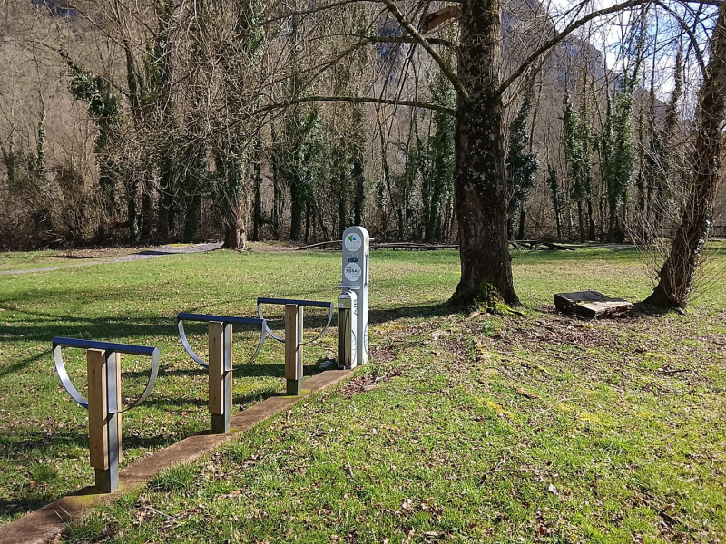4. Borne Lac de Castet - Théâtre de verdure