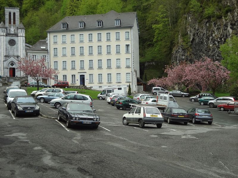 PARKING PLACE MAIRIE