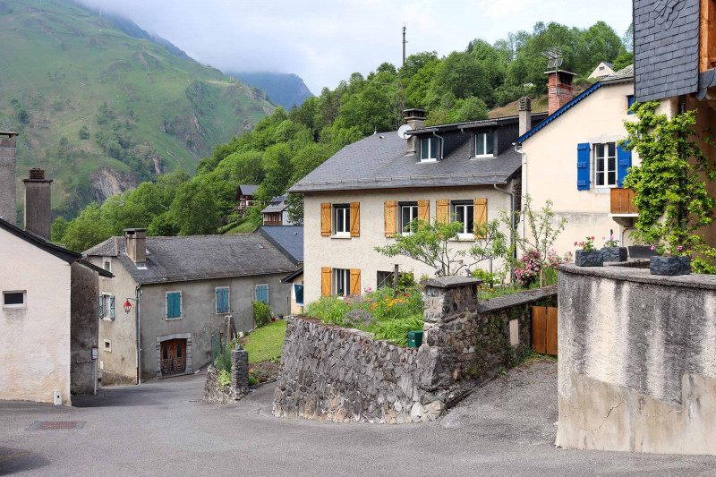 Pueblo de Louvie-Soubiron