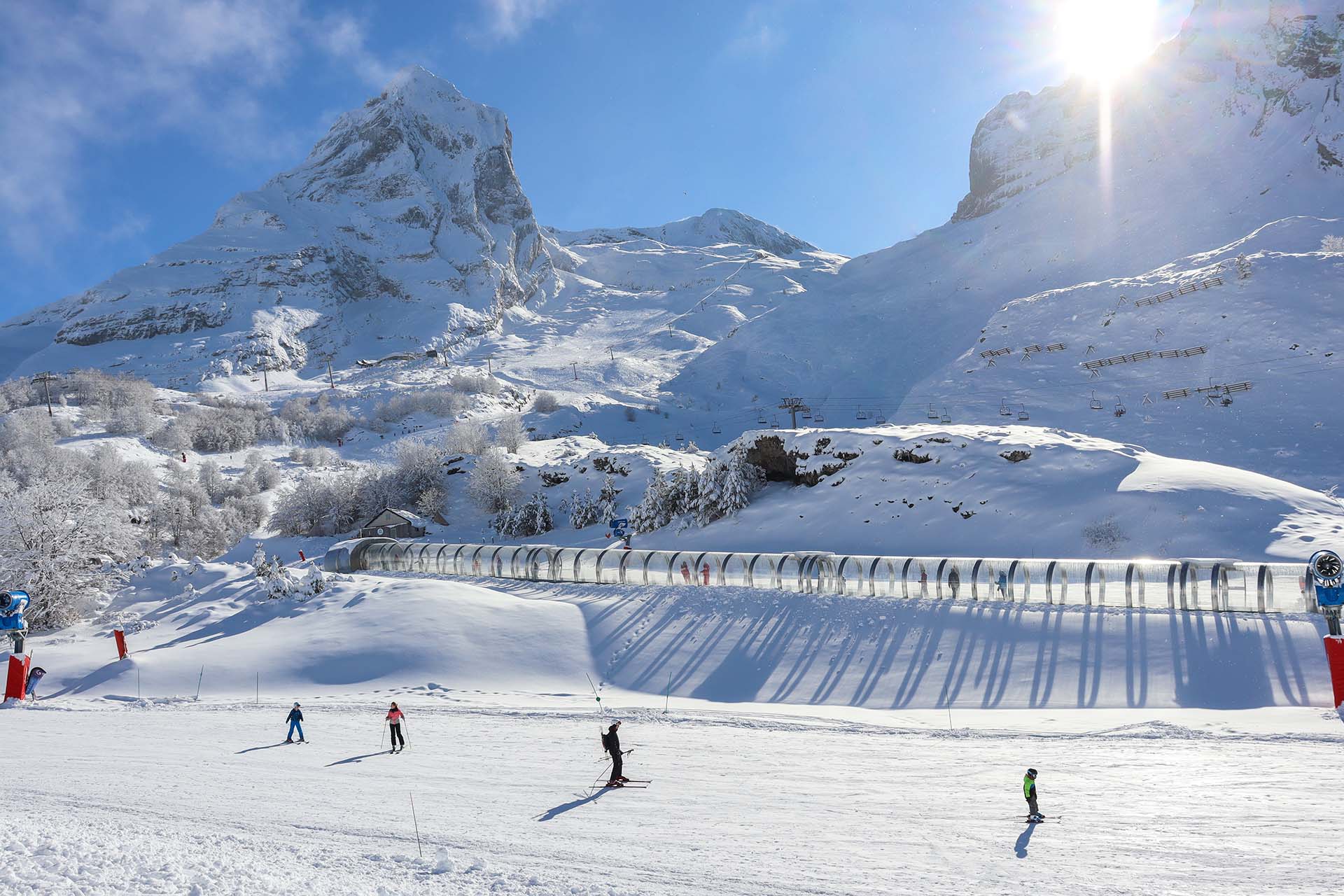 Plateau de Bézou, station de Gourette en hiver - © otvo