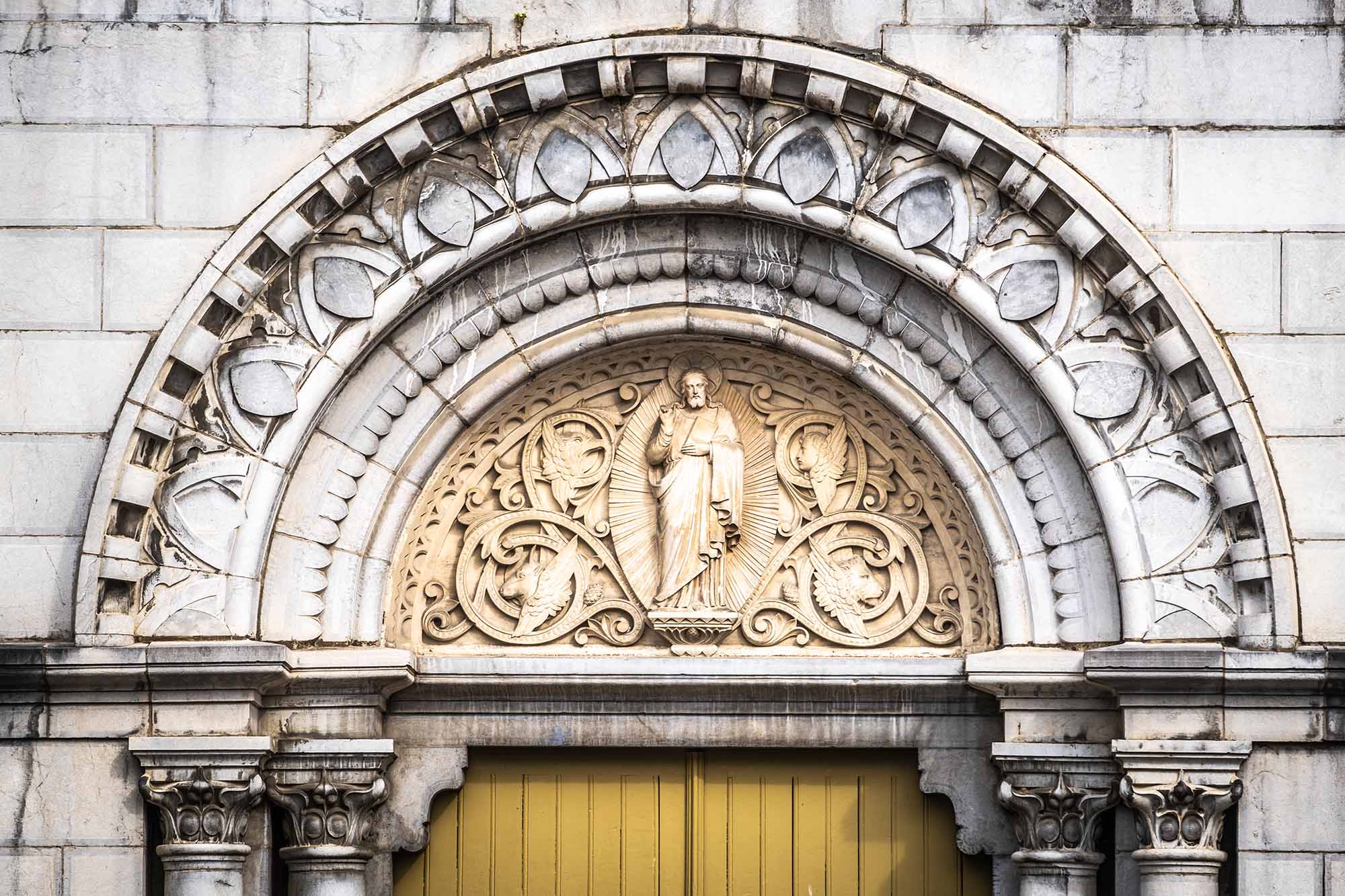 Porche de l'église d'Arudy  - &copy; Adrien Basse-Cathalinat - Pays-de-Bearn