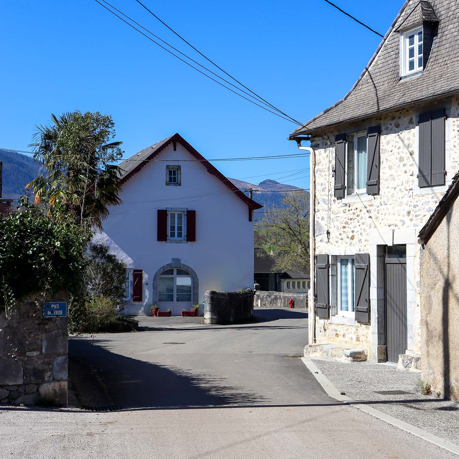 Calles del pueblo de Buzy  - &copy; OTVO