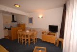 _lv_images__lot_0000000007_05_484118
