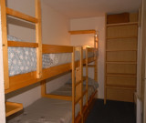 _lv_images__lot_0000000027_09_304135