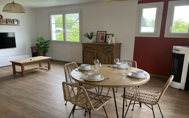 1440--gite-ger-repas1