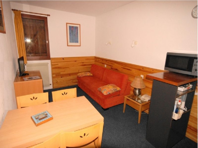 AGENCE BARROSO - LE CHALET 13 SEJOUR