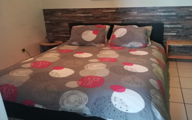 CHAMBRE IPARLA-1440x900