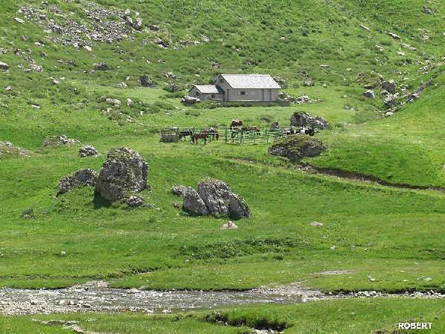 Cabane-Cap-de-Pount©Pyrenees-Refuges