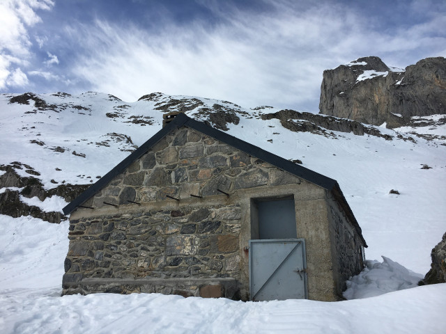 Cabane-de-la-Hosse©Refuge-Pyrenees