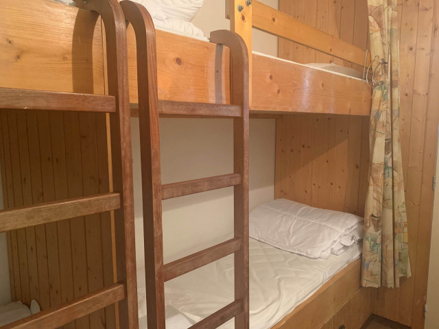 Cheron_Sanctus3101-OTVO-5