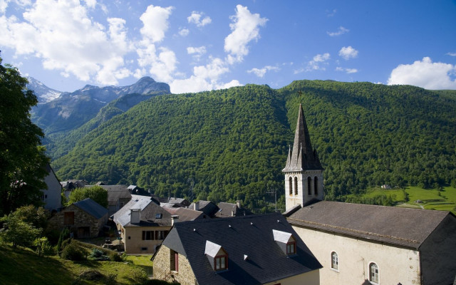 EGLISE AAS 1440aas-village-14©otebge.follet