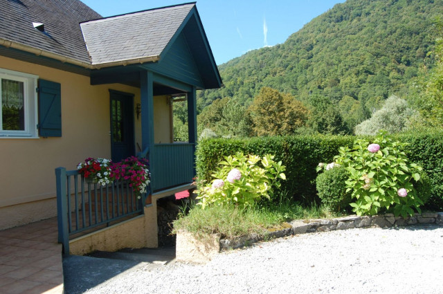 Gite-ARDALH-photo-entree-2