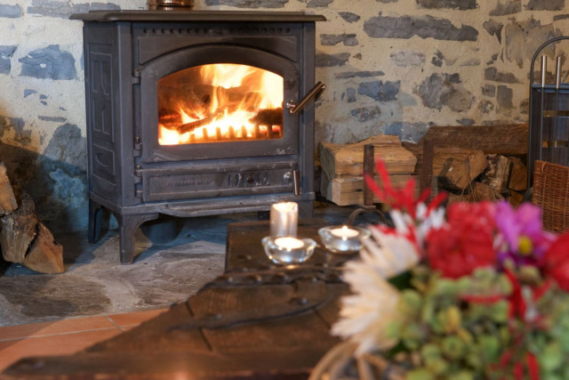 Gite Bonnevigne photo maison poele