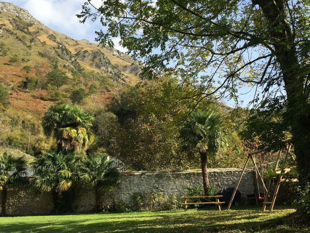 Gîte La Cabane_jardin-Aste