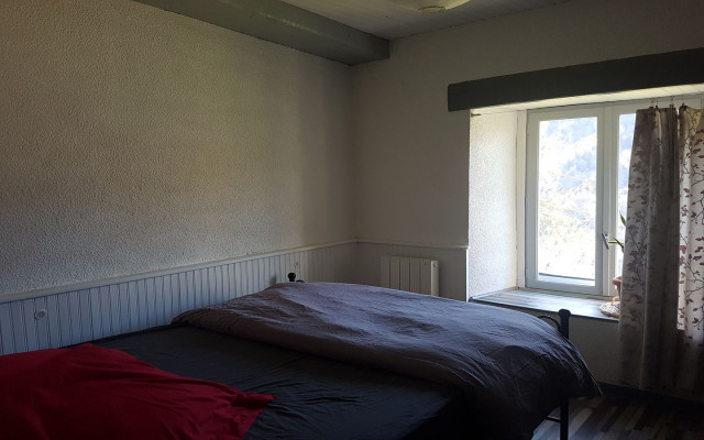 MENEAUT-ALEXANDRA-144020191206-111056