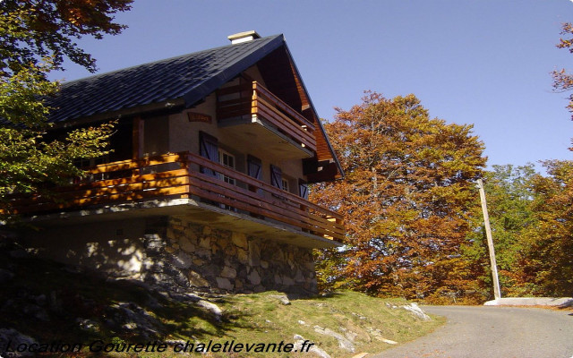 facade automne MEUBLES PARGADE 1440