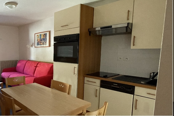 _lv_images__lot_0000000011_04_283843