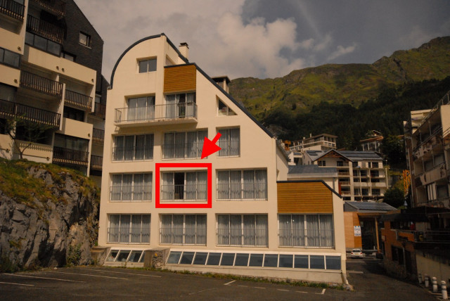 _lv_images__lot_0000000016_09_300235