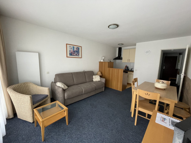 _lv_images__lot_0000000019_02_268391