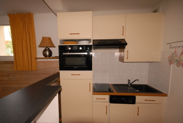 _lv_images__lot_0000000021_04_491157
