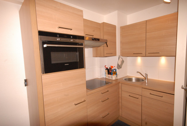 _lv_images__lot_0000000024_04_315696