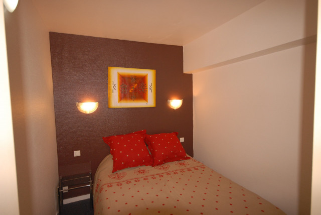 _lv_images__lot_0000000024_07_314385