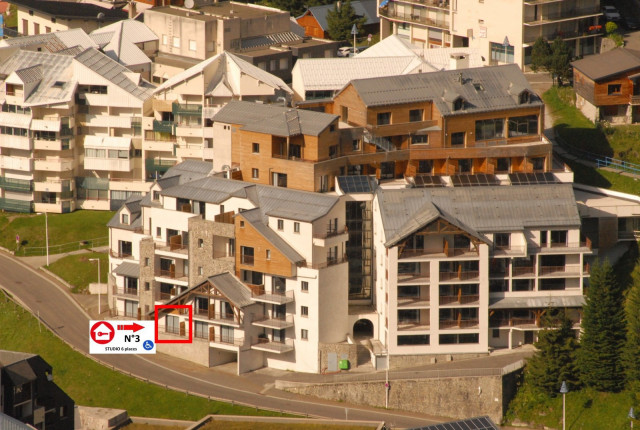 _lv_images__lot_0000000104_04_354495