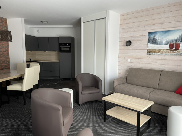 _lv_images__lot_0000000108_01_350197