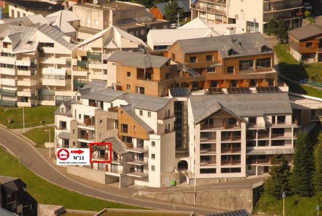 _lv_images__lot_0000000112_04_324213