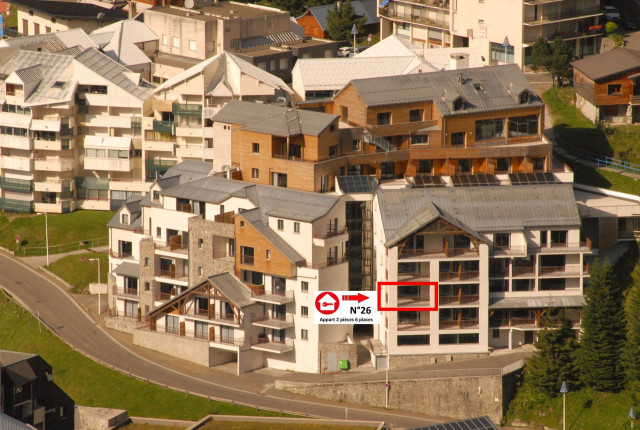 _lv_images__lot_0000000127_04_352353