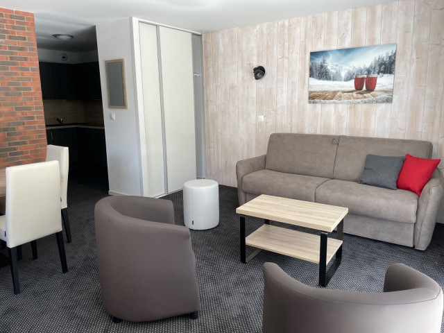 _lv_images__lot_0000000127_13_350335