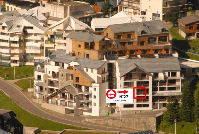 _lv_images__lot_0000000128_04_325482