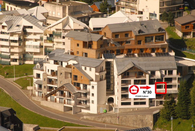 _lv_images__lot_0000000131_04_353568