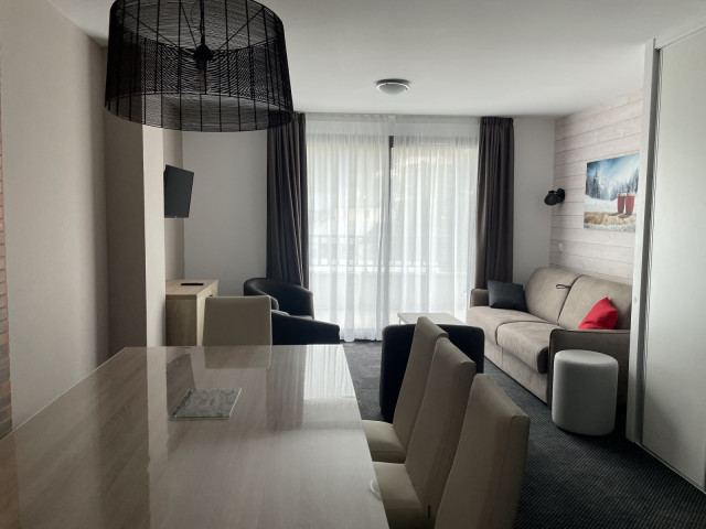 _lv_images__lot_0000000133_13_349125