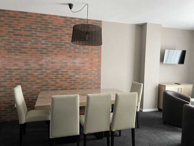 _lv_images__lot_0000000133_14_352146