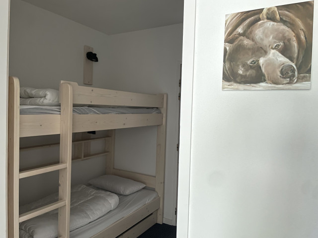 _lv_images__lot_0000000134_09_317964