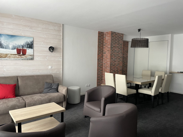 _lv_images__lot_0000000136_01_329995