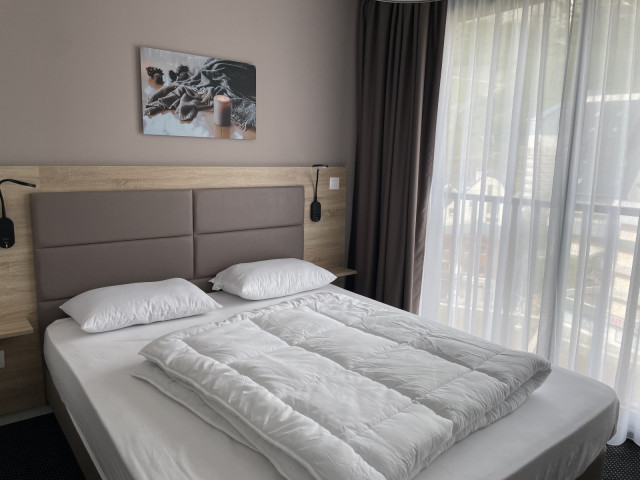 _lv_images__lot_0000000136_08_317656