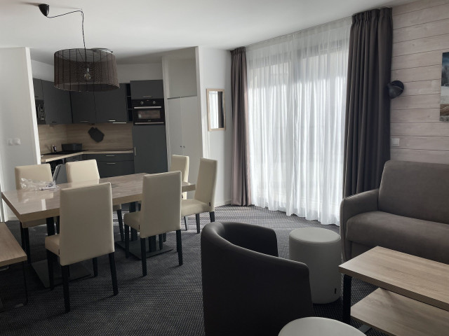 _lv_images__lot_0000000137_02_339251