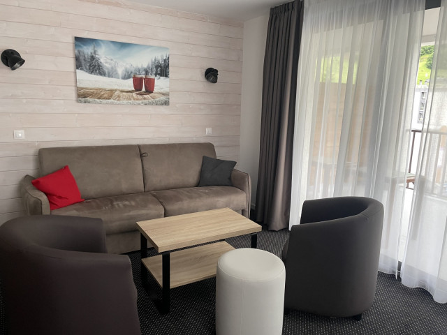 _lv_images__lot_0000000138_02_322292