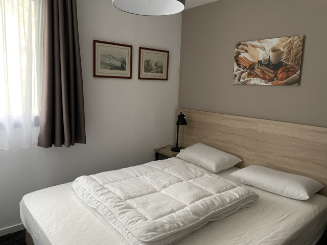 _lv_images__lot_0000000143_08_318990