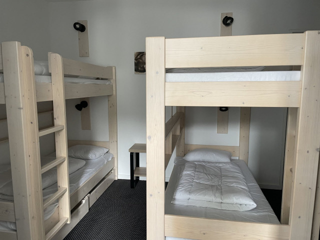 _lv_images__lot_0000000144_09_344798